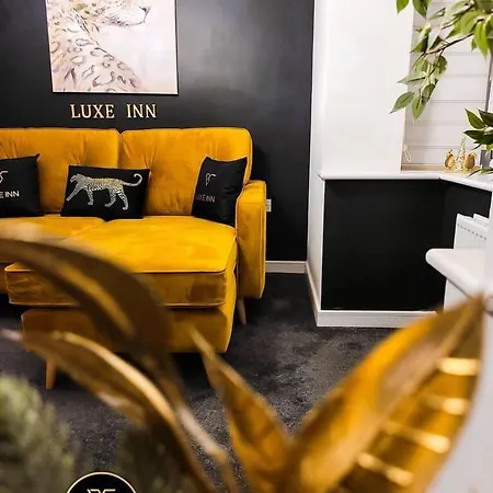 Airport Luxury3brhome Ferienhaus